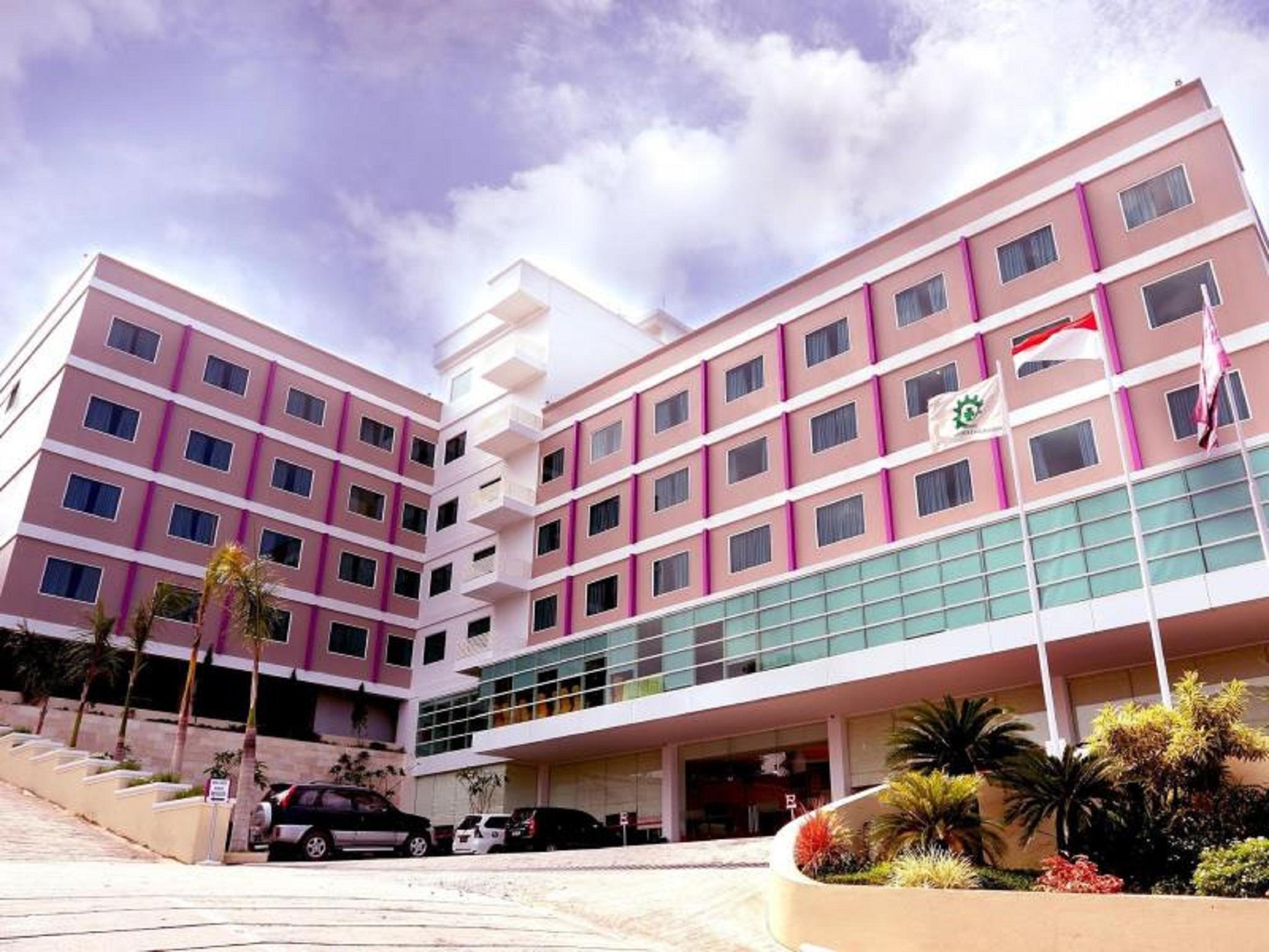 D'Primahotel Balikpapan Exterior photo